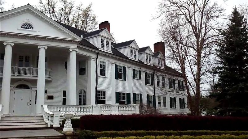 Mooreland Mansion - Kirtland (1898)