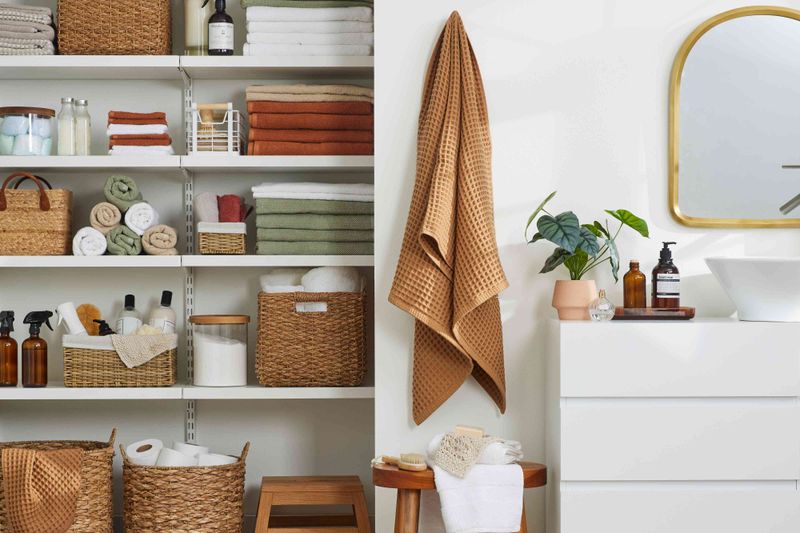 Coordinate Visible Items