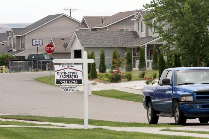 Homes In Declining School Districts