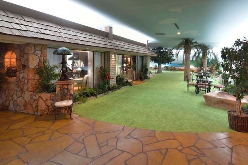 Underground Bunker Mansions