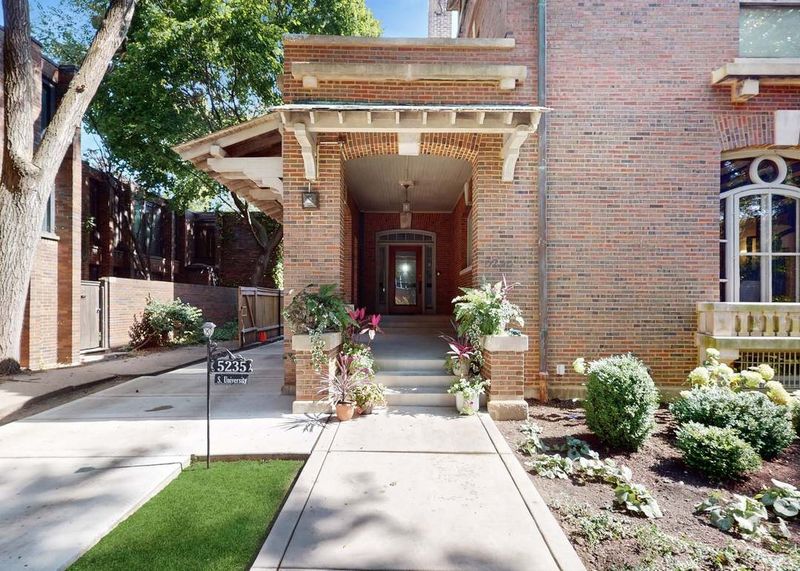 Covered Entry Porch