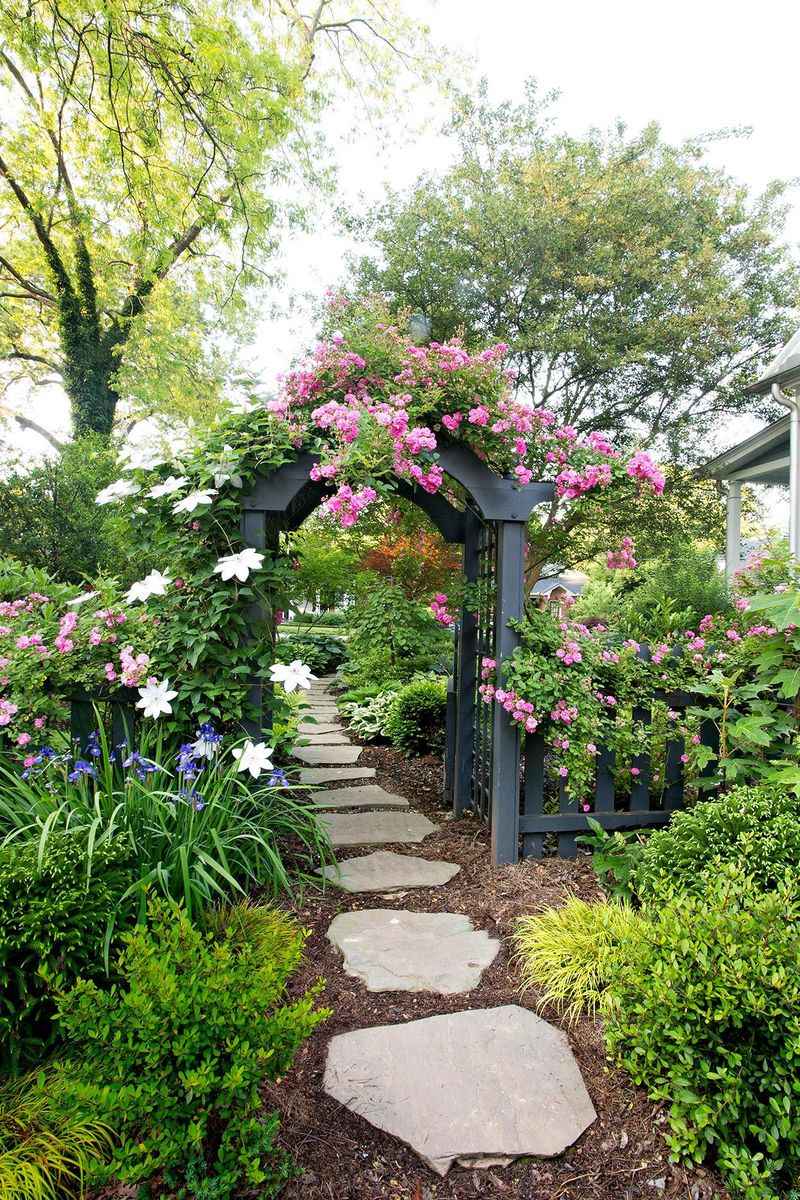 Build a Traditional Arbor