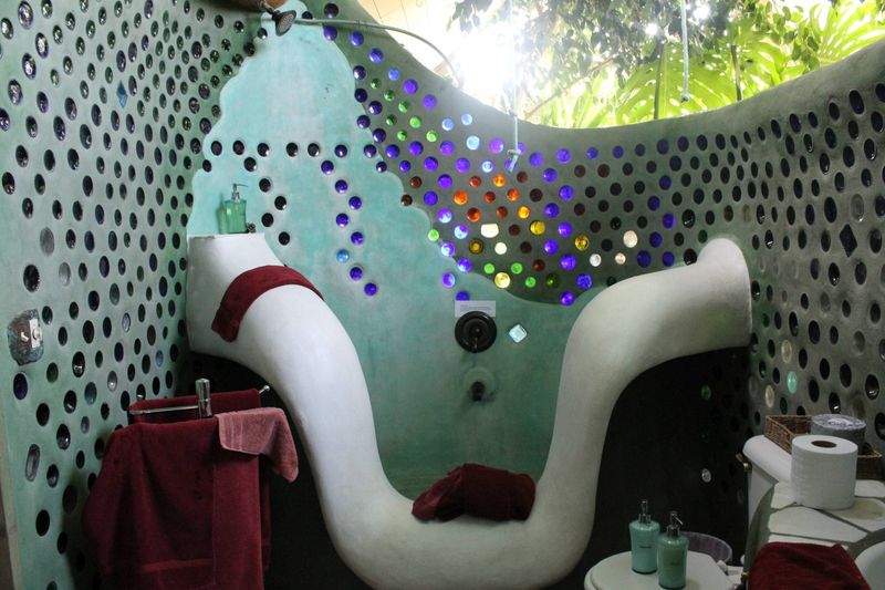 Earthship Biotecture: Water Harvesting Mastery