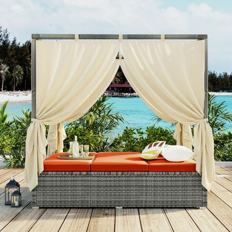 Deck-Mounted Daybed