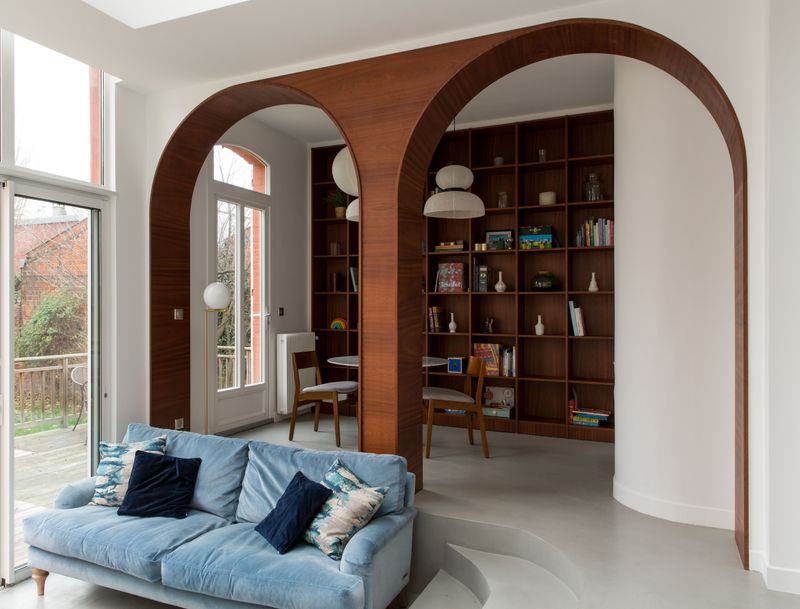 Curved Architecture
