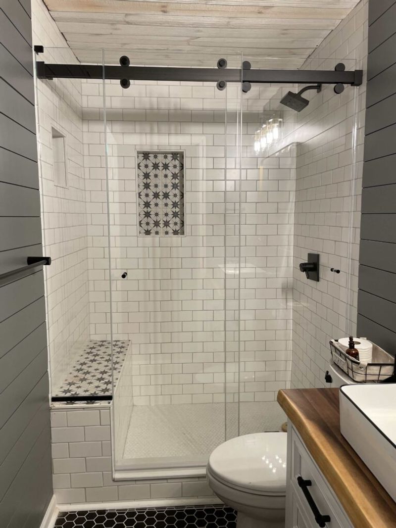 Poor Shower Door Choice