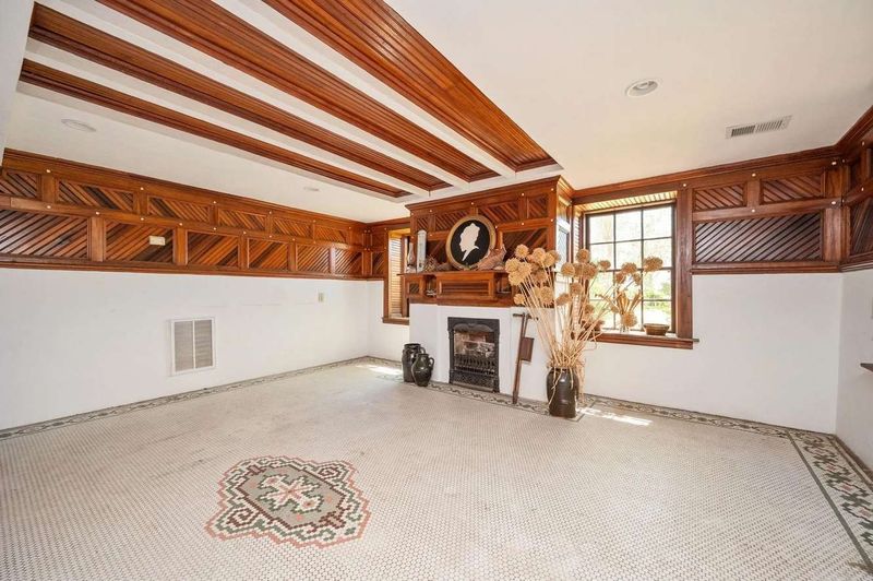 Hallways That Echo Elegance