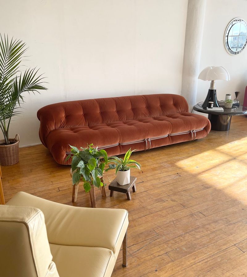 Soriana Sofa
