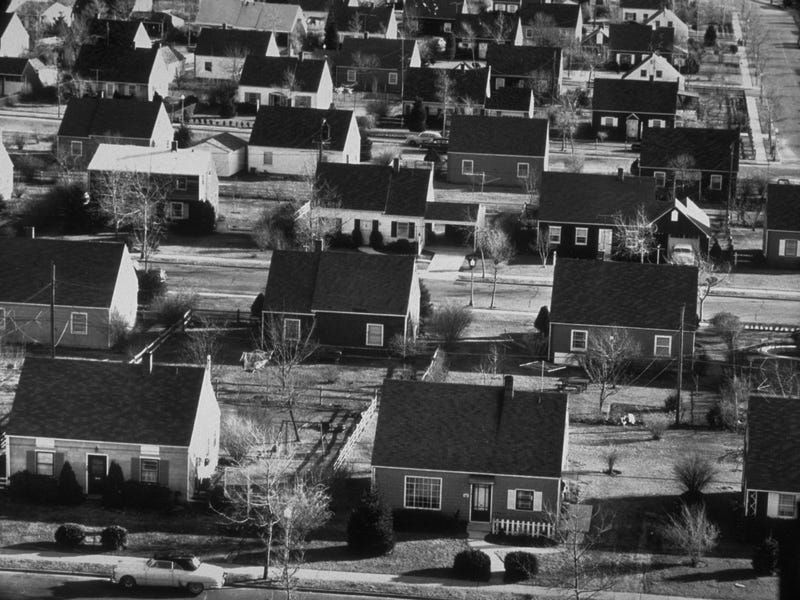 Levittown Mass-Produced Housing (1947)
