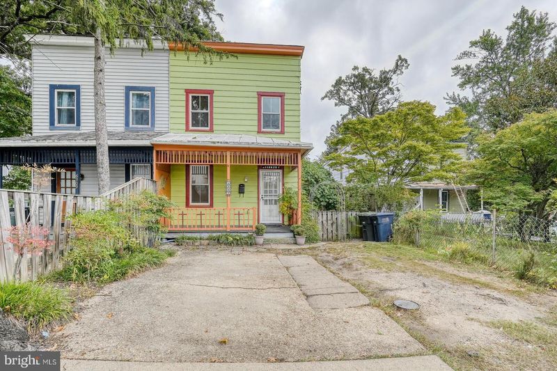 2. 1906 Colonial Home in Washington, DC
