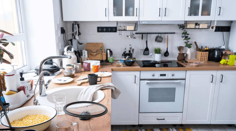 MISTAKE: Cluttered Countertops Shrink Workspaces