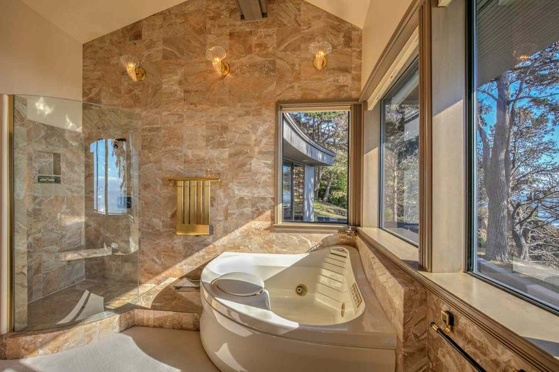 Whirlpool Tubs