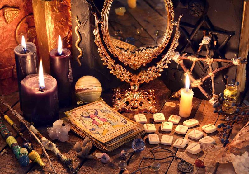 Divination Corner