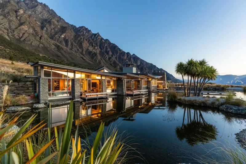 New Zealand Eco-Paradise On Lake Wakatipu
