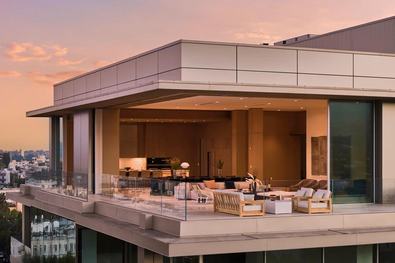 Luxury Urban Condominiums