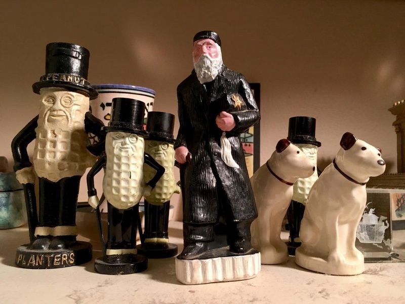 Souvenir Tchotchkes