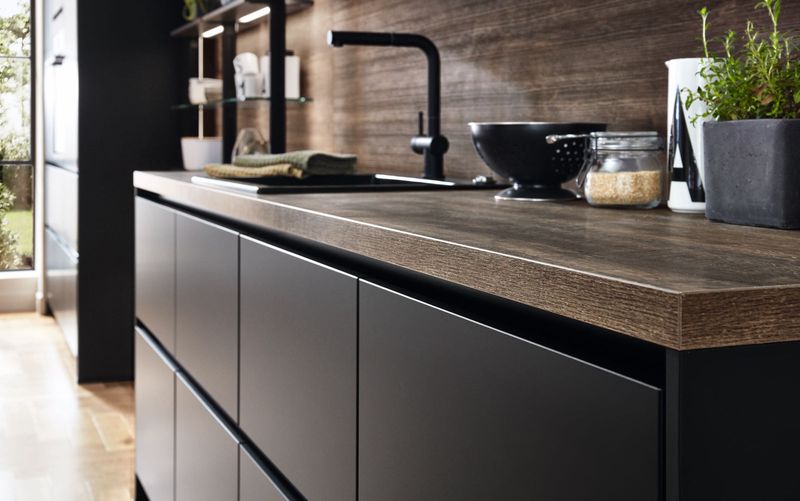 Handleless Cabinetry