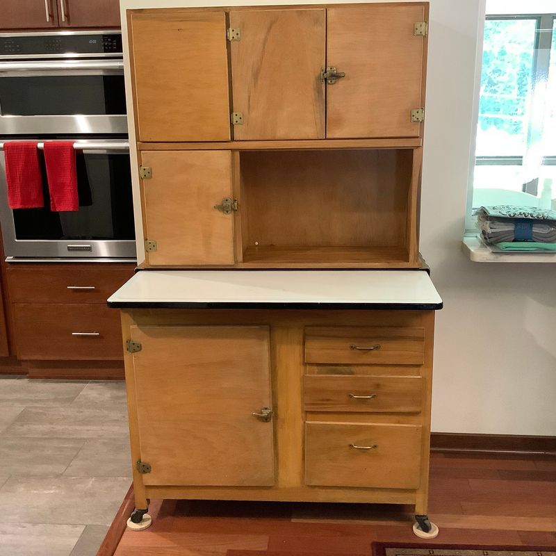 Hoosier Cabinets: The Original All-in-One