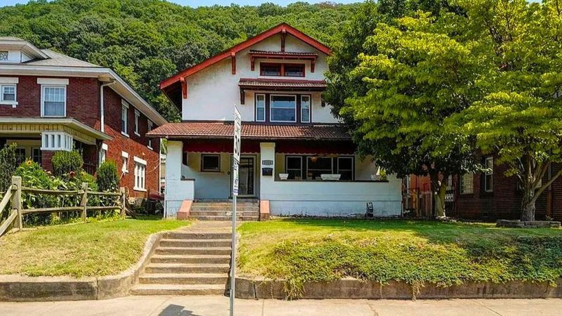 1920 Craftsman-Style Home in Charleston, WV