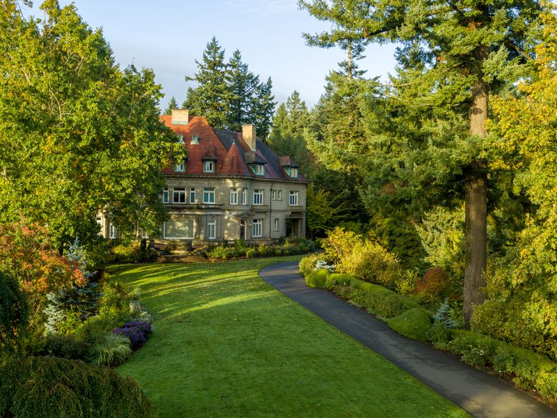 Pittock Mansion: The Western Frontier Palace