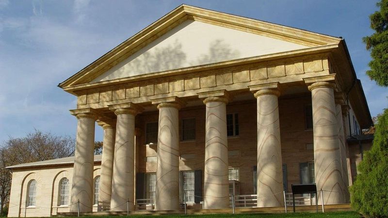 Arlington House