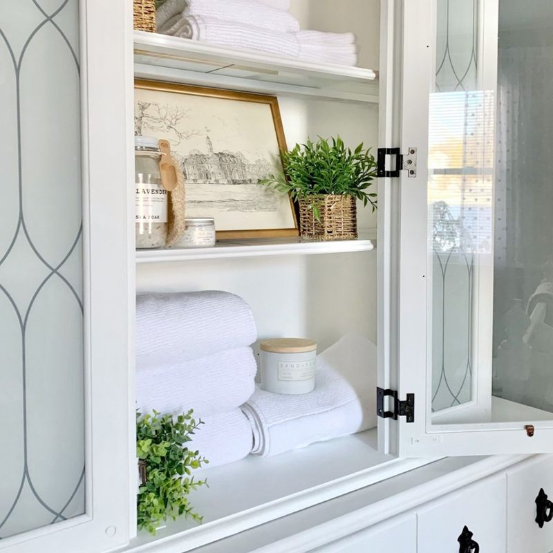 Paint The Cabinet Itself
