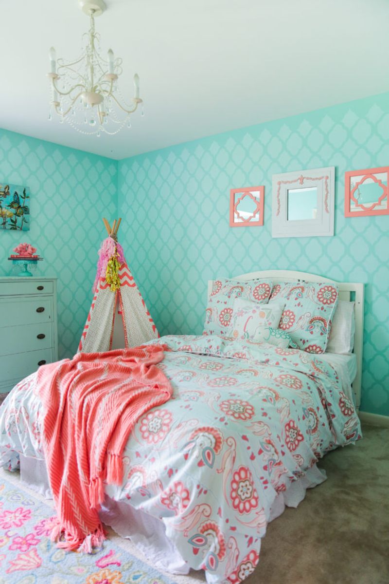 Teal & Coral: The Vacation Rental Nightmare