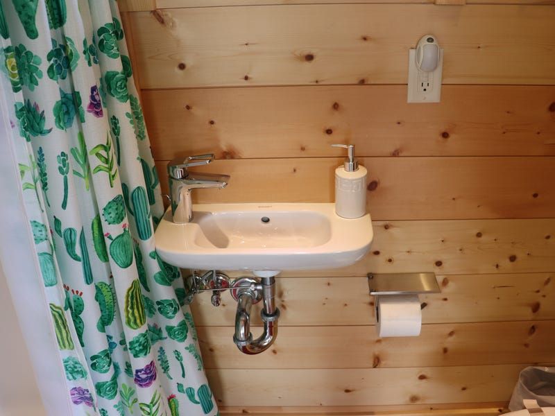 Impractical Mini Sinks