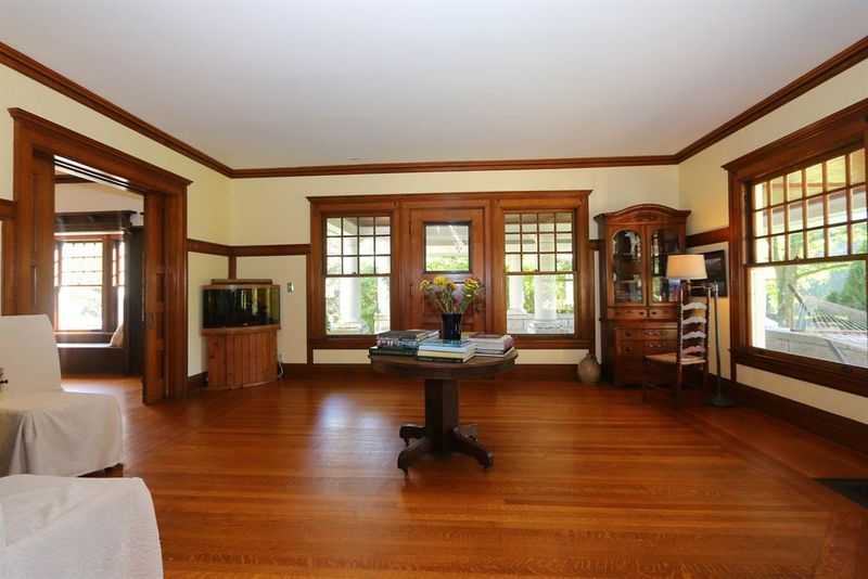Receiving Room