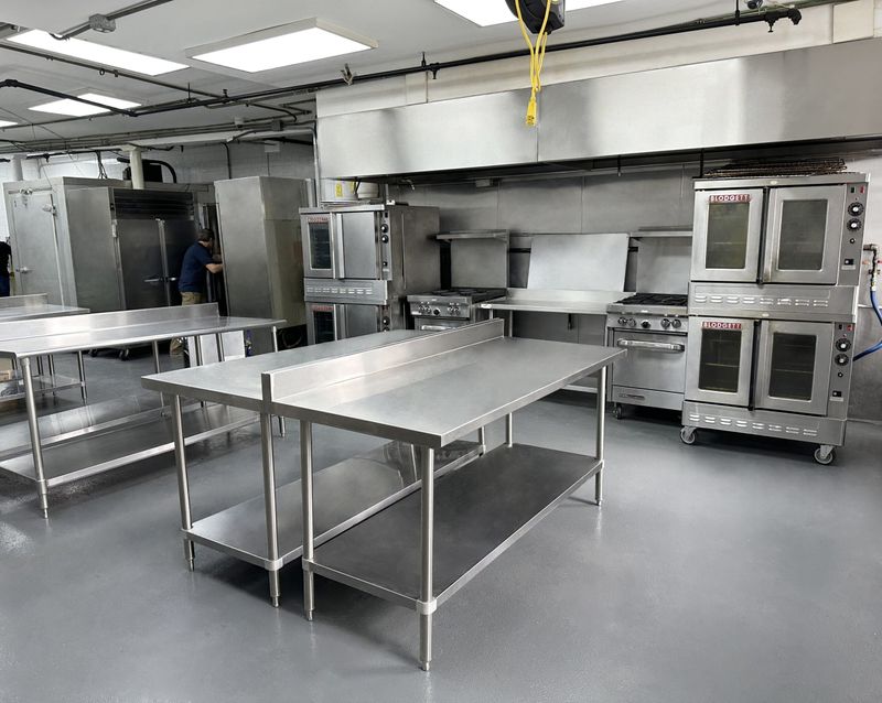 Industrial Appliances: Commercial Kitchens For Microwave Users