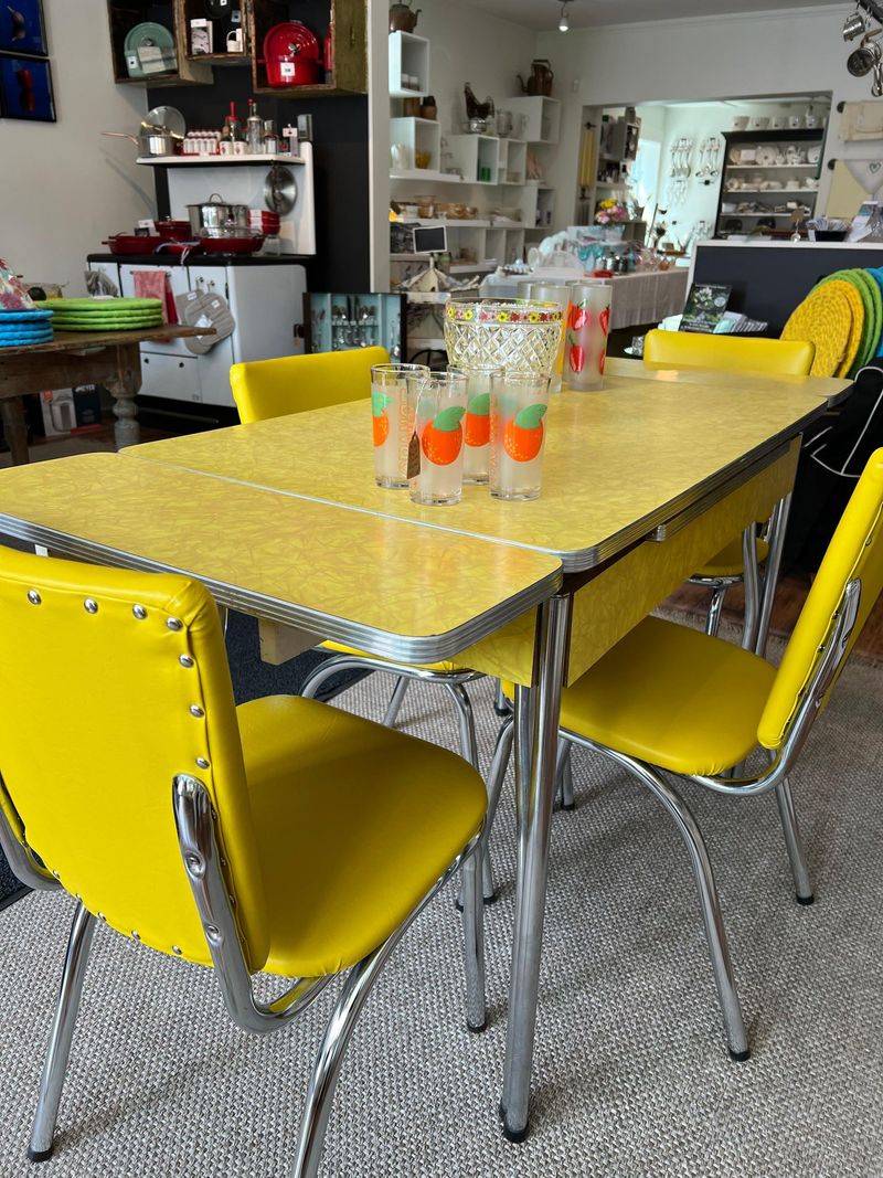Kitchen Dinette Time Capsules