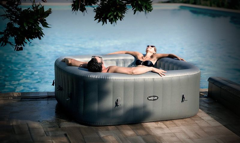 Portable Inflatable Hot Tub