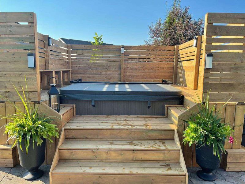 Hot Tub Privacy Deck