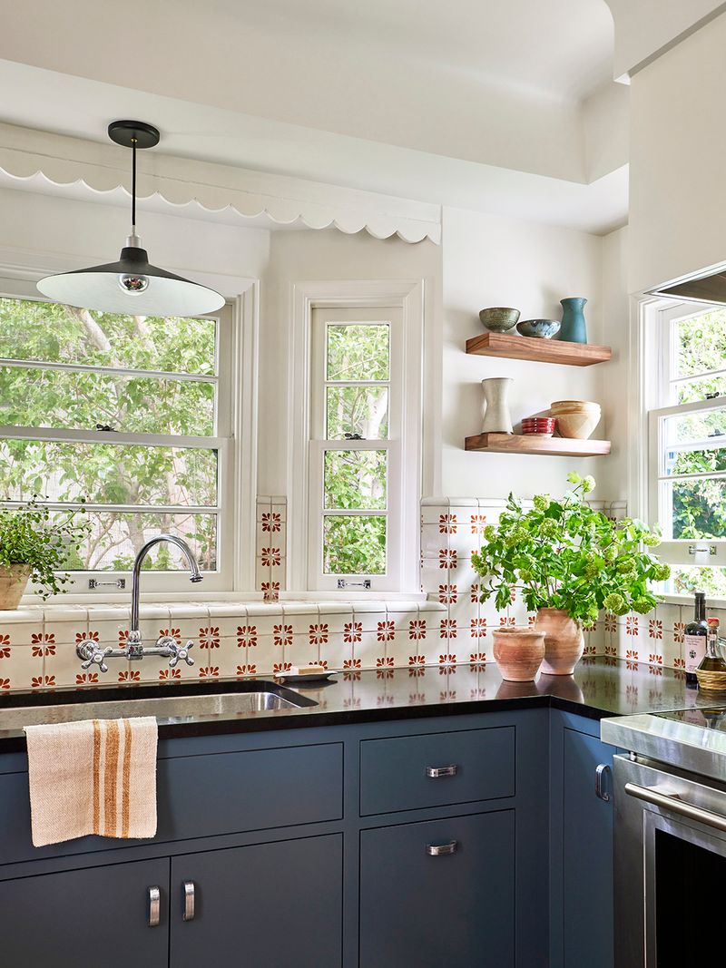 Scalloped Trim And Edges