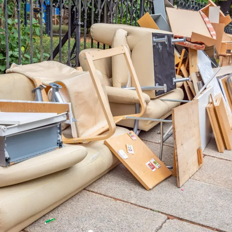 Fast Furniture