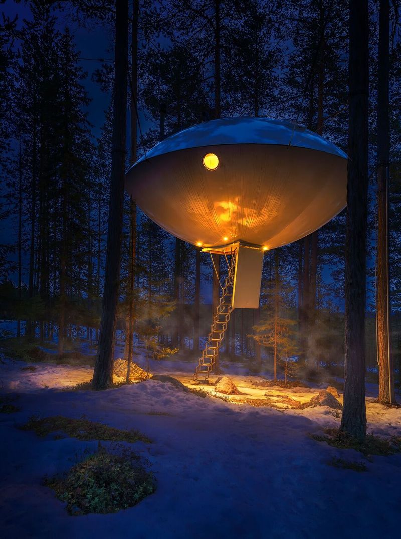 The Treehotel's UFO