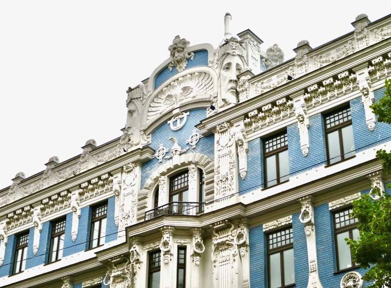 Rejection of Historical Styles
