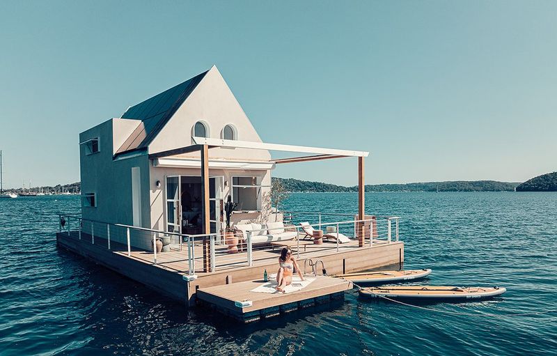 The Floating Cottage