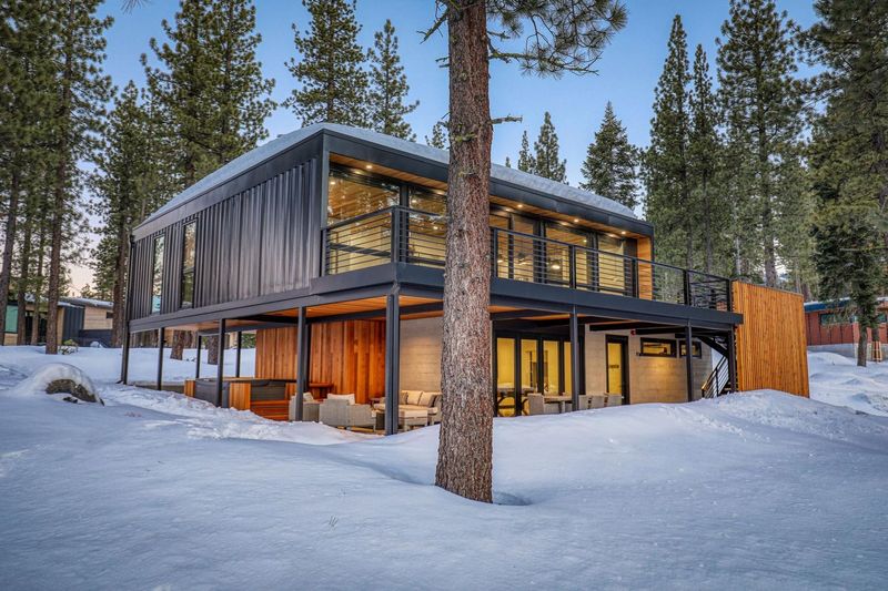 The Brown Mountain Hideaway