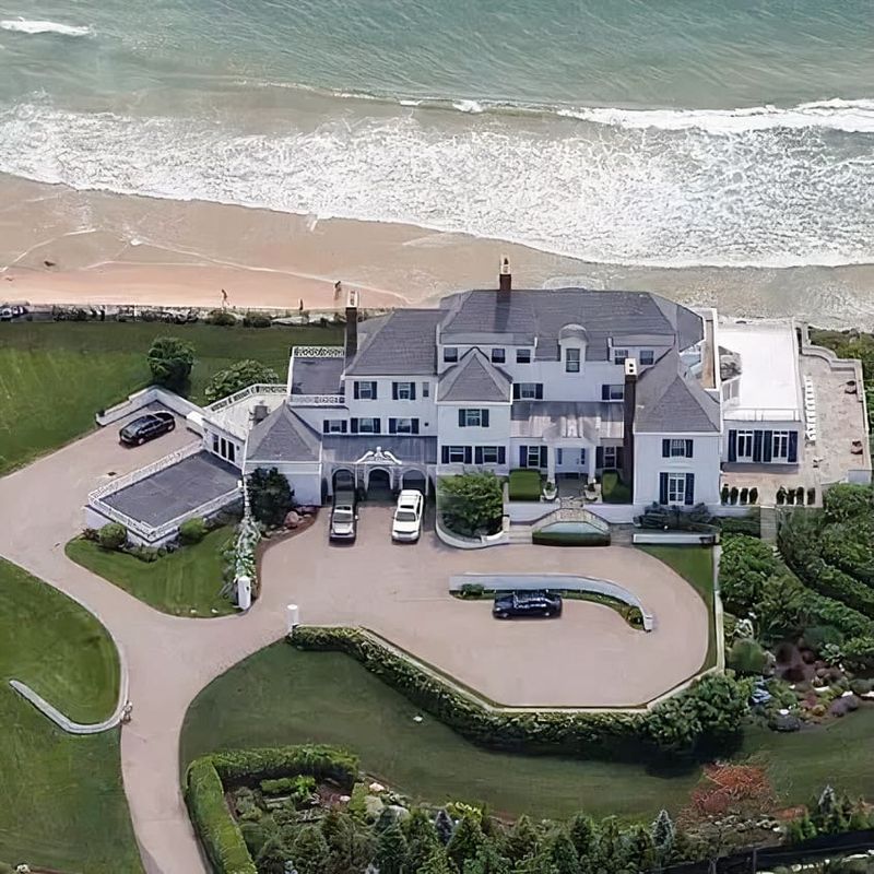 The Lighthouse Penthouse of Rhode Island