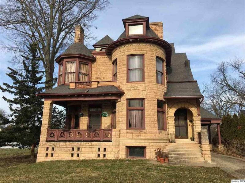The Quincy Victorian, Quincy