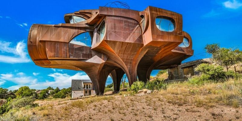 The Steel House (Lubbock, Texas)