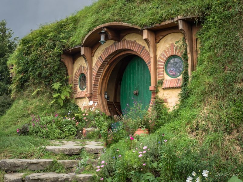 The Hobbit-Inspired Hideaway