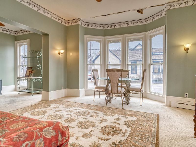 Bay Windows and Charm to Spare
