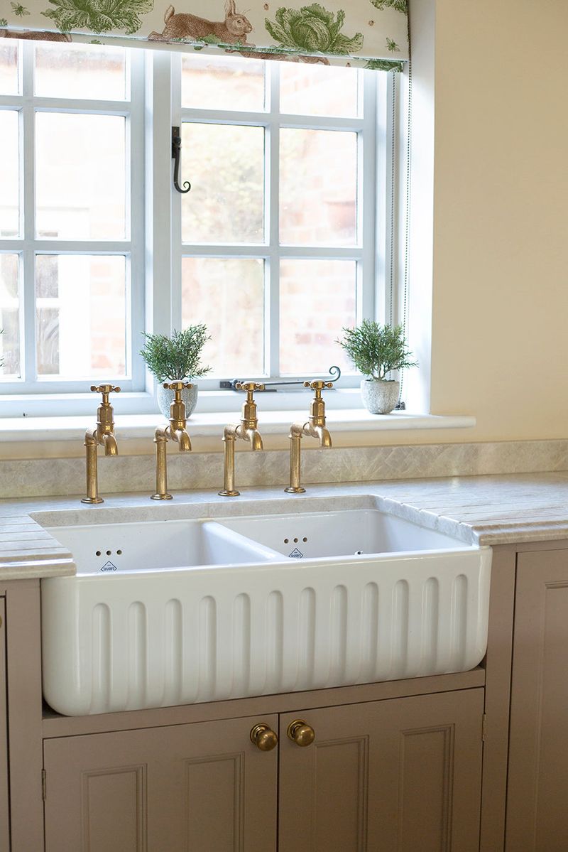 The Sink With Stories