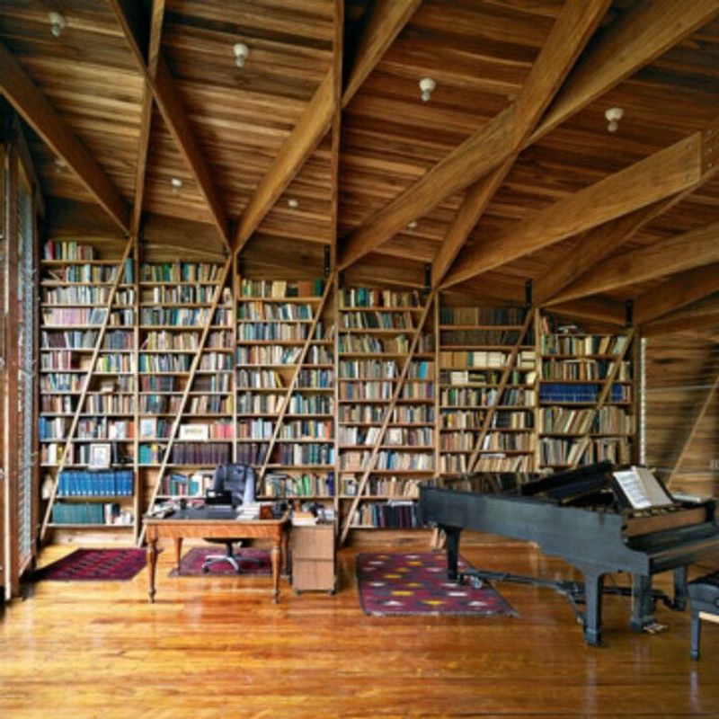 The Music Room Hybrid