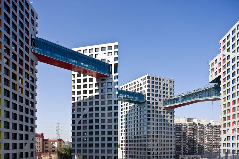 Linked Hybrid's Skybridge Symphony