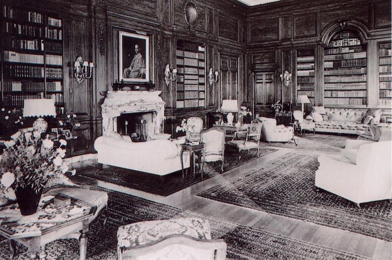 Oheka Castle's Grand Library