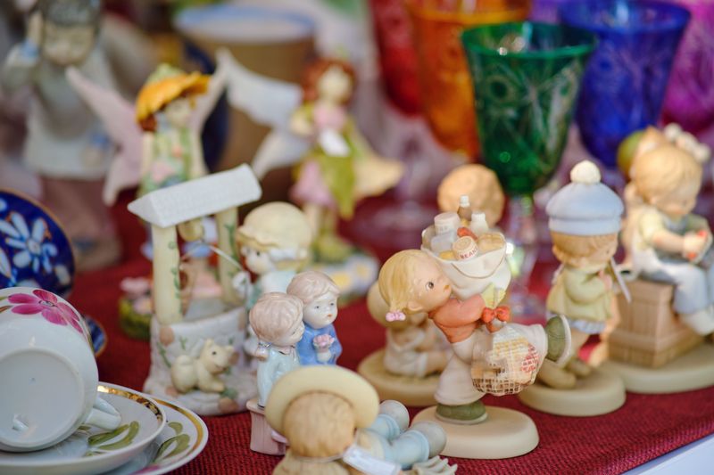 Precious Moments Figurines