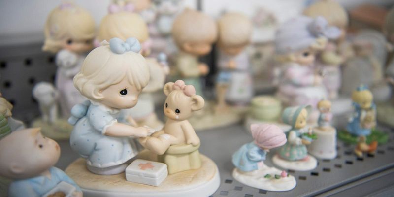 Precious Moments Figurines